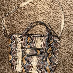 Stylish Snake Print Handbags